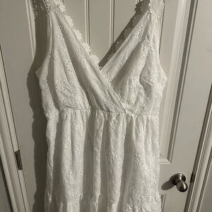 White Lace Sleeveless Dress